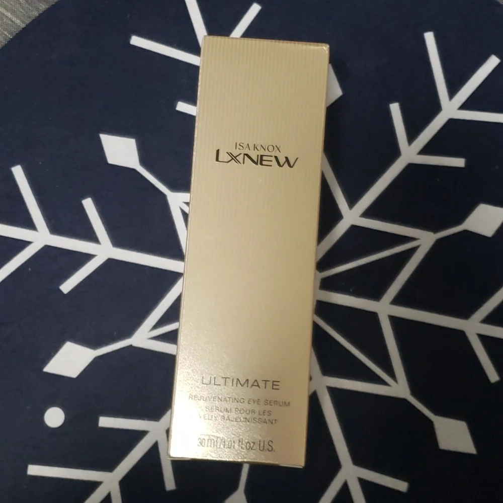 🌹Isa Knox Ultimate Rejuvenating eye Serum!🌹